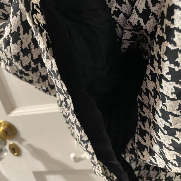 Papell Petites Silk Herringbone Black and White Dress. Lined Size 8P - Picture 6 of 6